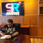 El Artista Urbano Onayfer, firma contrato discográfico con el Sello «Sobrino Records»,